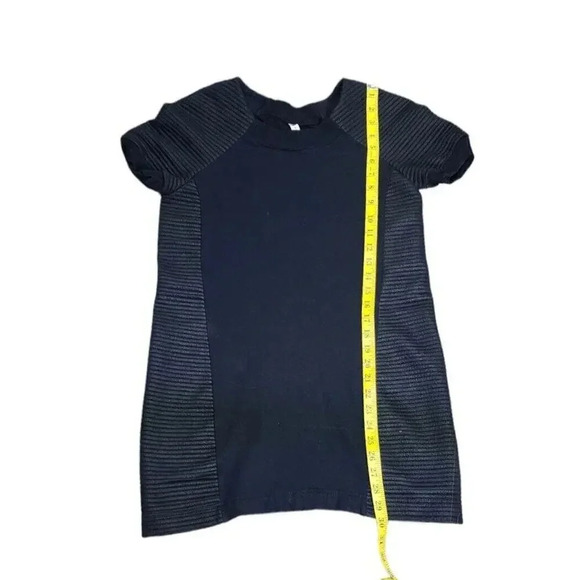 Fabletics Women's Size S Brenna Black Short Sleeves Quilted Sweater Mini Dress - Picture 8 of 10